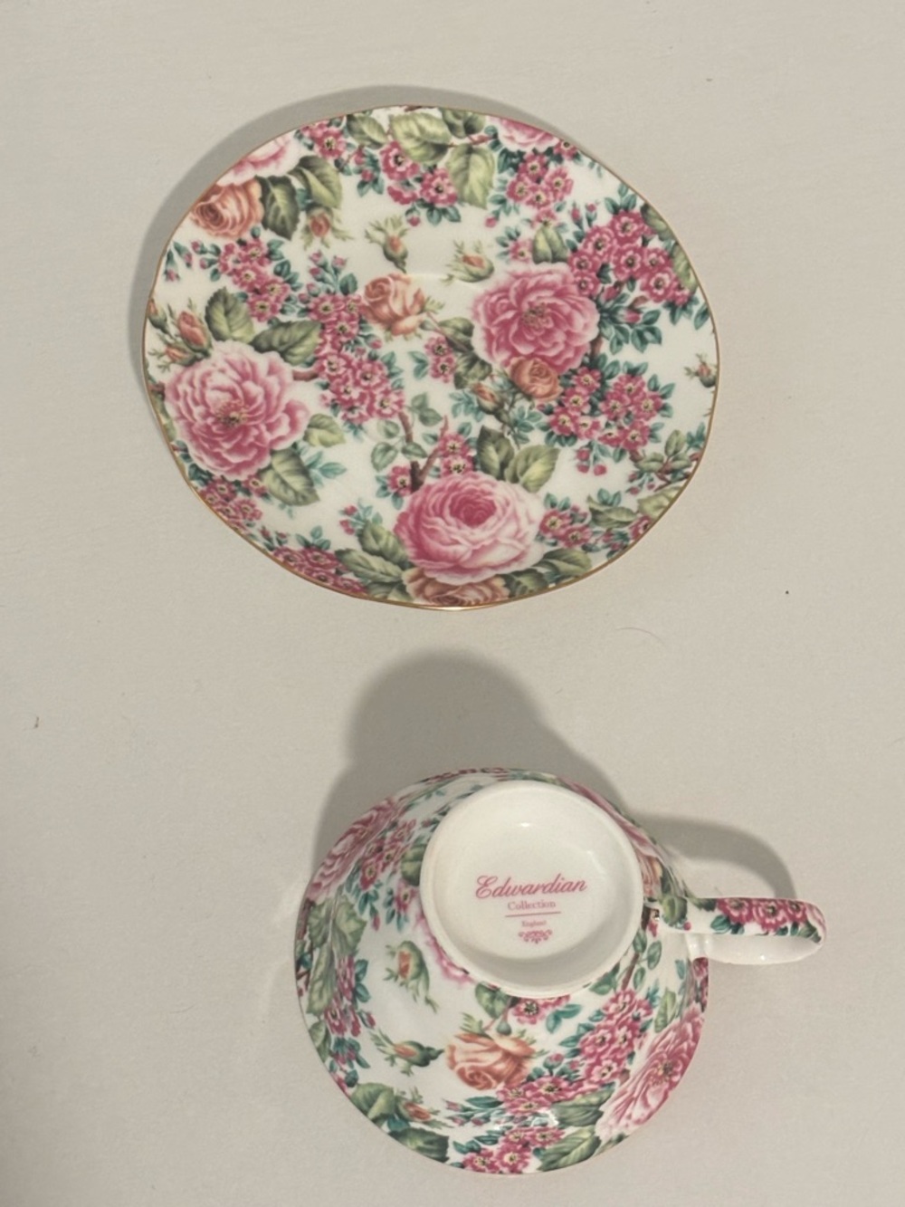 Vintage Edwardian Pink Rose Victorian Romantic Chintz Teacup and Saucer. - Picture 3 of 7